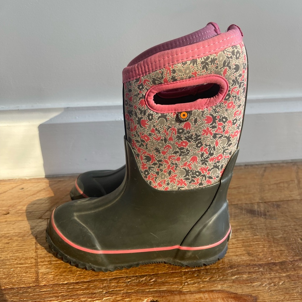 Bogs Floral Classic Boots Size 13